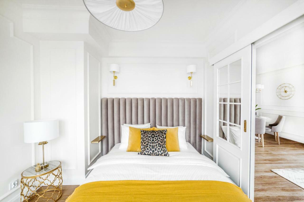 Apartament Golden Place 2 คราคูฟ ภายนอก รูปภาพ
